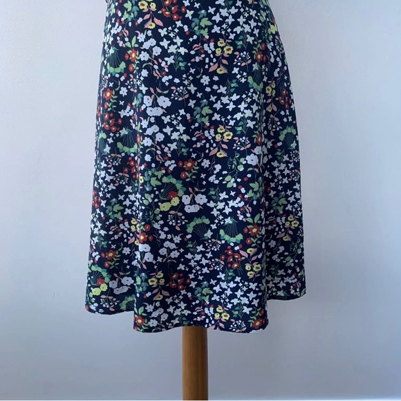 Sugarhill Brighton Boutique Size 12 Dress Floral Print Fit & Flare Short Sleeve - Picture 3 of 10